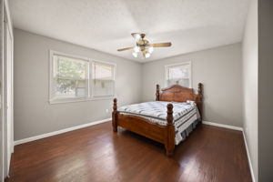  Photo 23