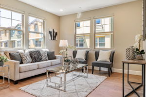 005_660 Tyrella Ave