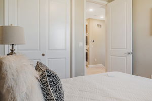 020_660 Tyrella Ave