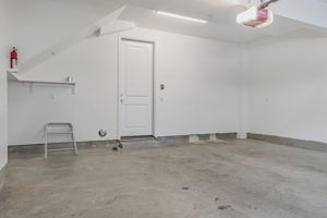 035_660 Tyrella Ave