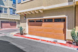 036_660 Tyrella Ave