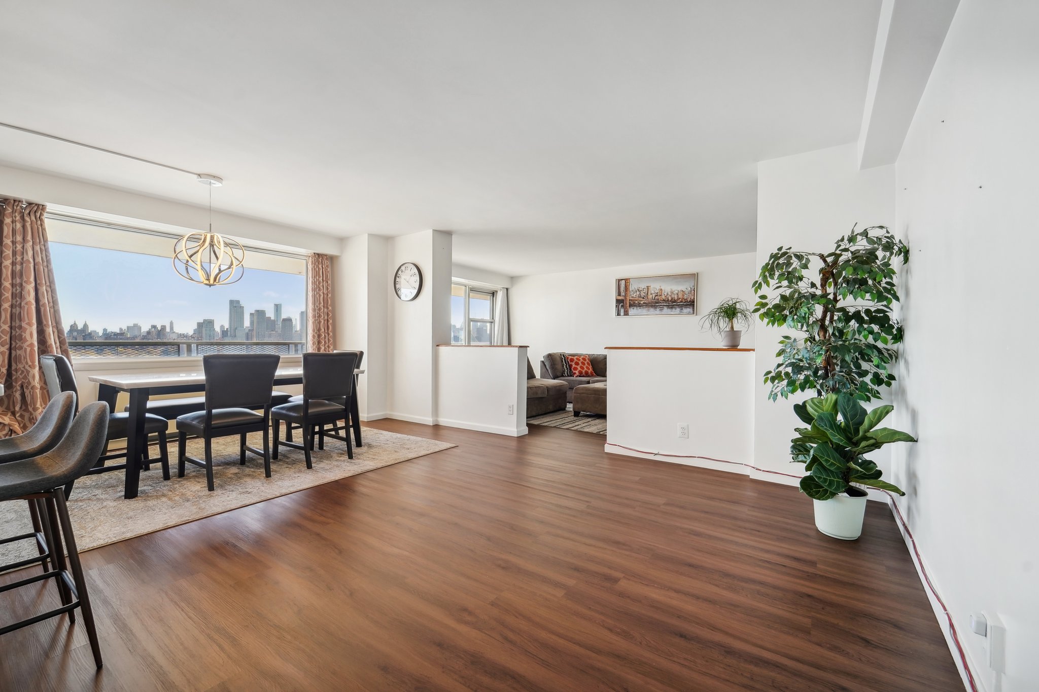 Boulevard East 5M&5N-011.jpg