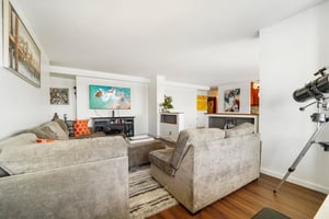 Boulevard East 5M&5N-005.jpg