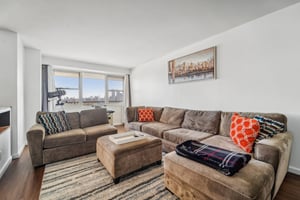 Boulevard East 5M&5N-007.jpg