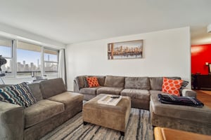 Boulevard East 5M&5N-009.jpg