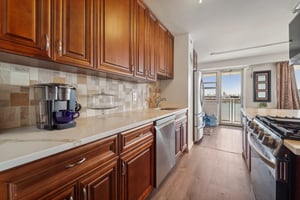 Boulevard East 5M&5N-019.jpg