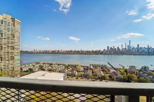 Boulevard East 5M&5N-034.jpg