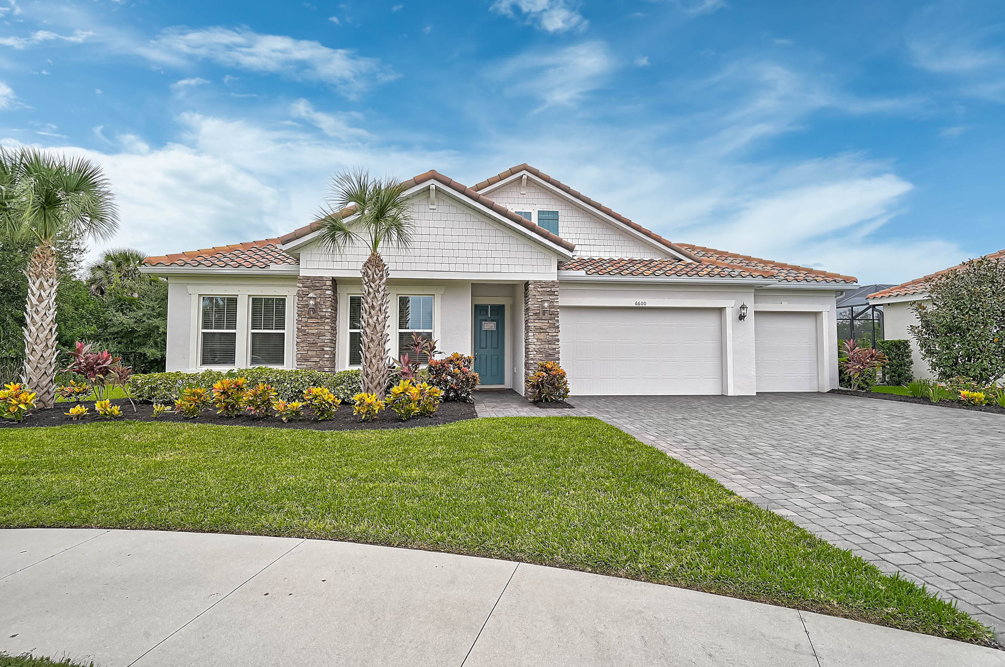 6600 Dovekey Dr-4