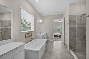 6600 Dovekey Dr-33