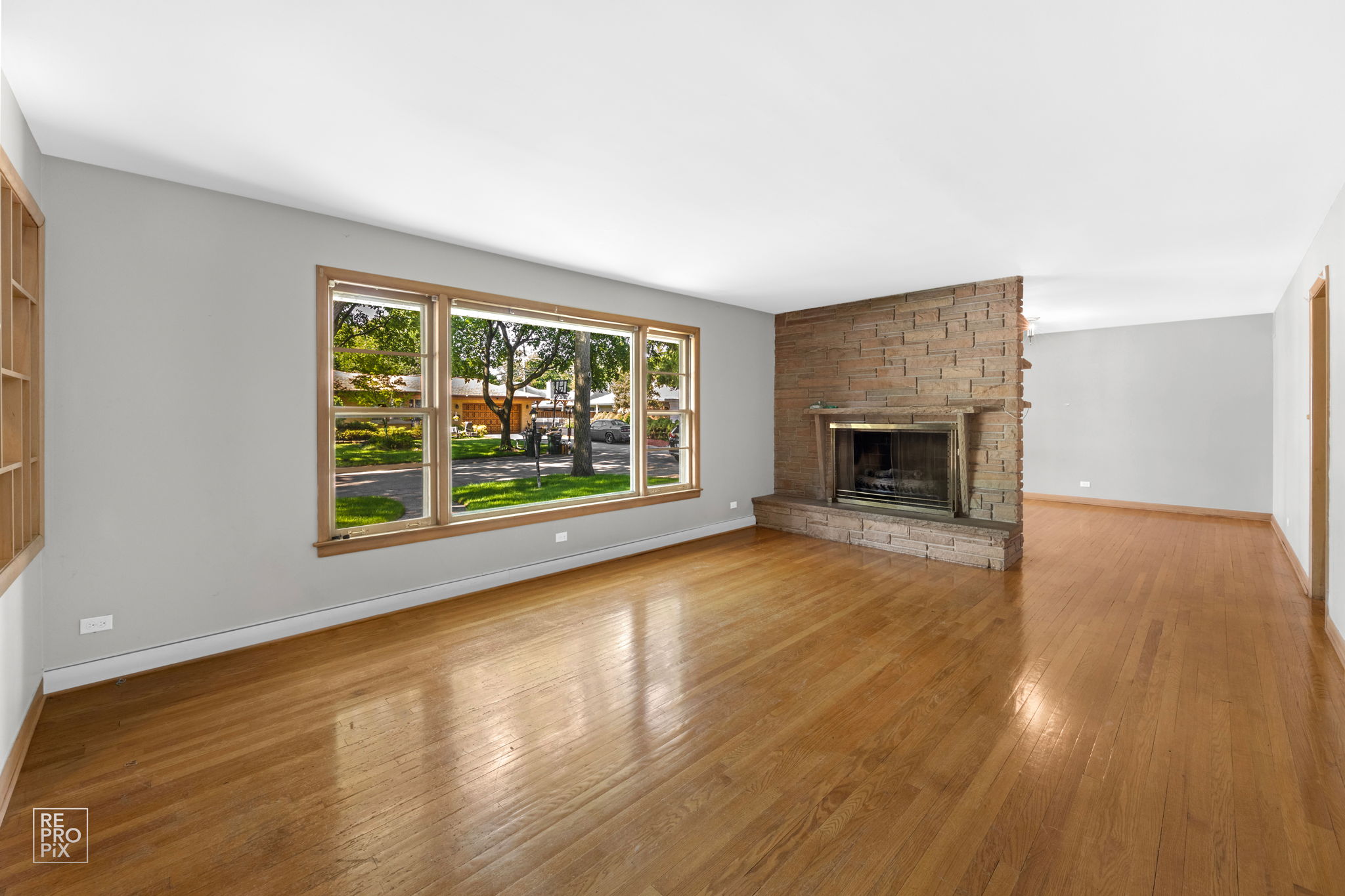 6600 N Keating Ave, Lincolnwood, IL 60712_0002