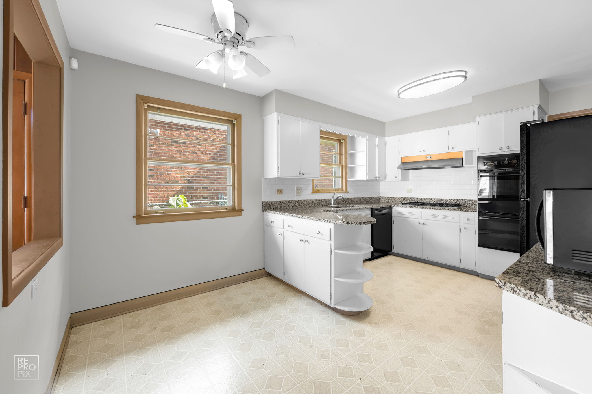 6600 N Keating Ave, Lincolnwood, IL 60712_0004