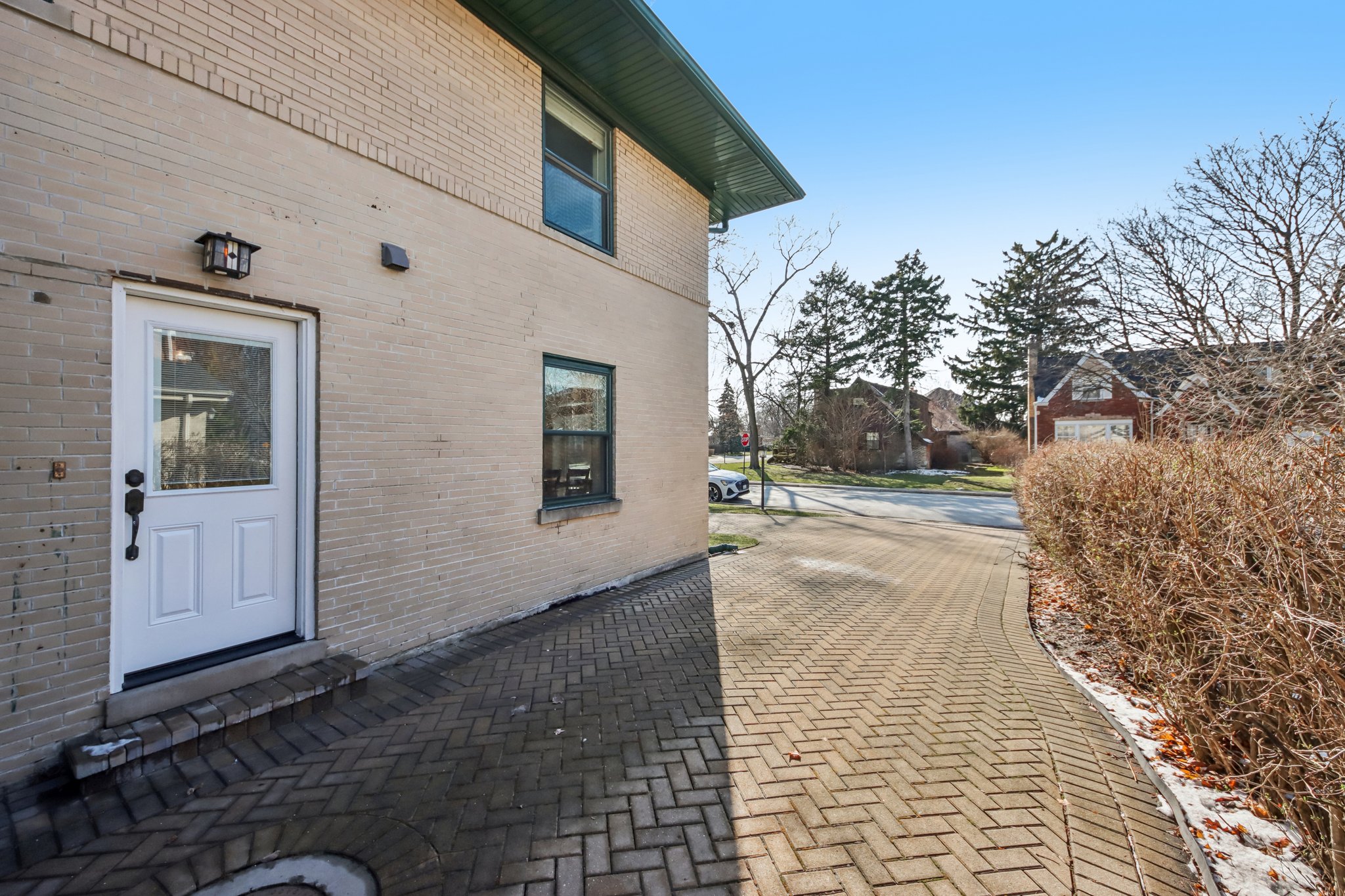 N Trumbull Ave-S1903-007.jpg