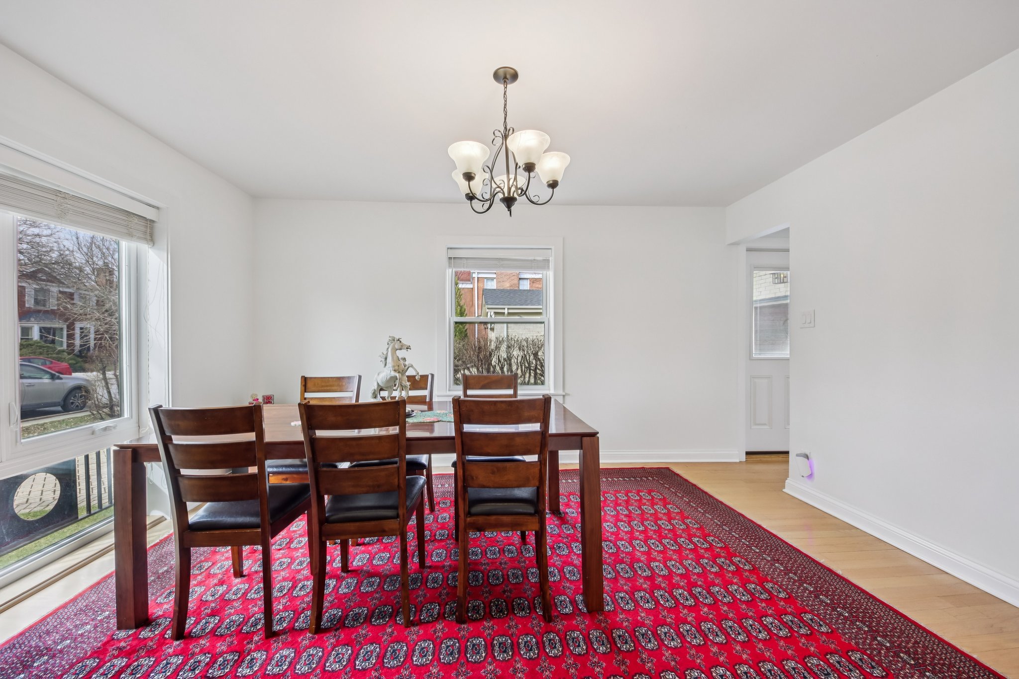 N Trumbull Ave-S1903-019.jpg