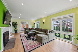 N Trumbull Ave-S1903-012.jpg