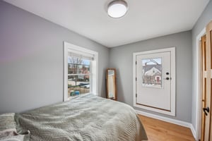 N Trumbull Ave-S1903-031.jpg