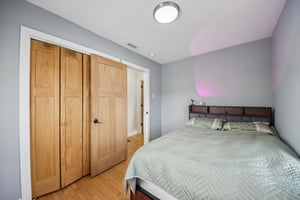 N Trumbull Ave-S1903-032.jpg