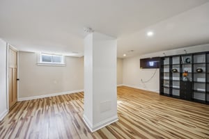 N Trumbull Ave-S1903-049.jpg