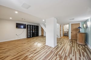 N Trumbull Ave-S1903-050.jpg