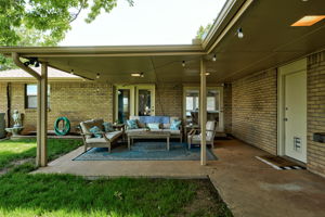  Photo 43