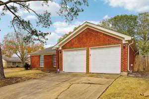 Harpers Dr-S0402-001.jpg