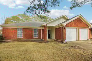 Harpers Dr-S0402-002.jpg