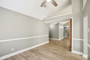 Harpers Dr-S0402-012.jpg