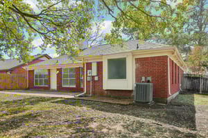 Harpers Dr-S0402-030.jpg