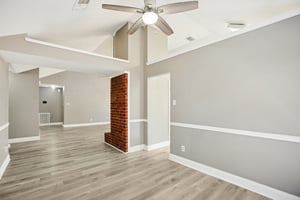 Harpers Dr-S0402-011r.jpg