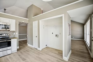 Harpers Dr-S0402-014r.jpg