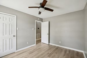 Harpers Dr-S0402-017r.jpg