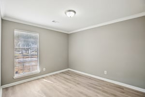 Harpers Dr-S0402-019r.jpg