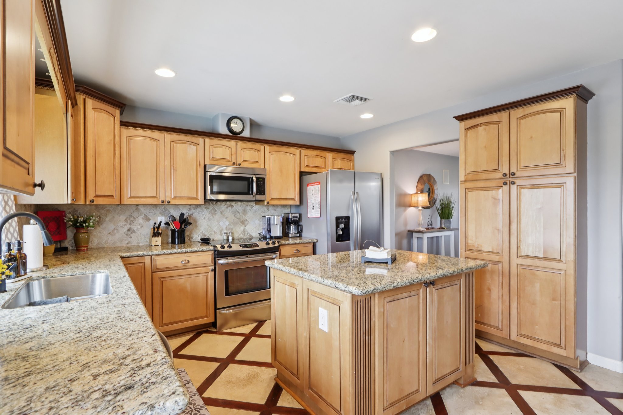 S College Ave-S1702-017.jpg