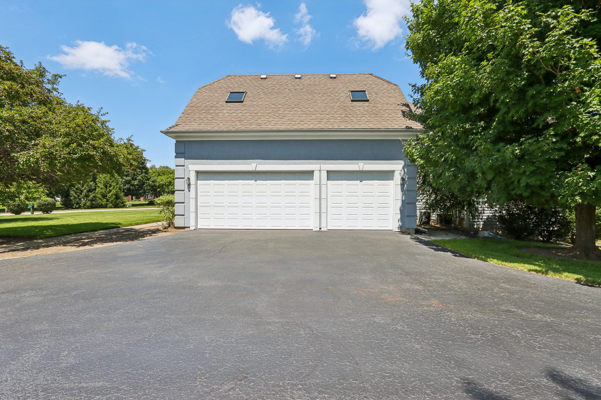 Oakwood Manor Dr-075.jpg