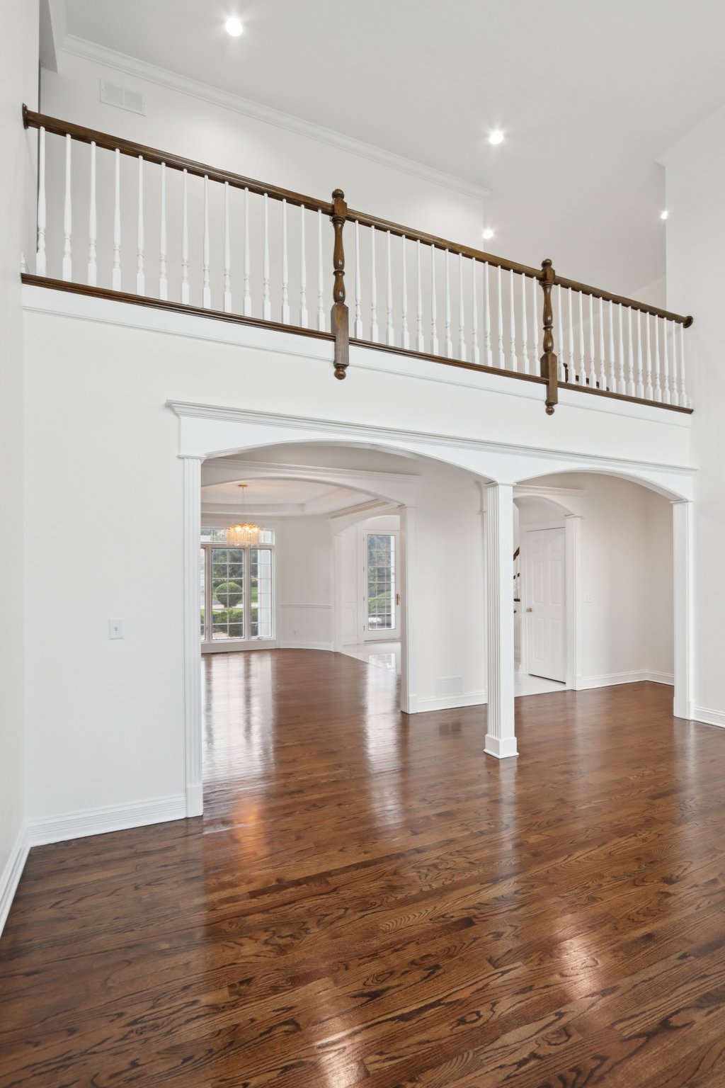 Oakwood Manor Dr-S2407-1-012.jpg