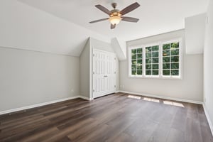 Oakwood Manor Dr-039.jpg