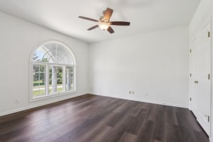 Oakwood Manor Dr-043.jpg