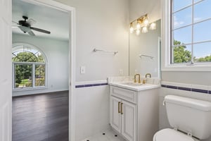 Oakwood Manor Dr-049.jpg