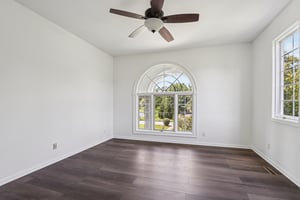 Oakwood Manor Dr-051.jpg