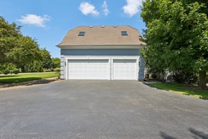 Oakwood Manor Dr-075.jpg