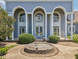 Oakwood Manor Dr-077.jpg