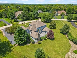 Oakwood Manor Dr-090.jpg