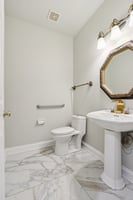 Oakwood Manor Dr-S2407-1-027.jpg