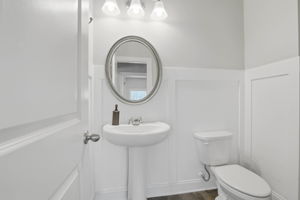  Photo 40