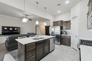 6609 NW 157th St_021.jpg
