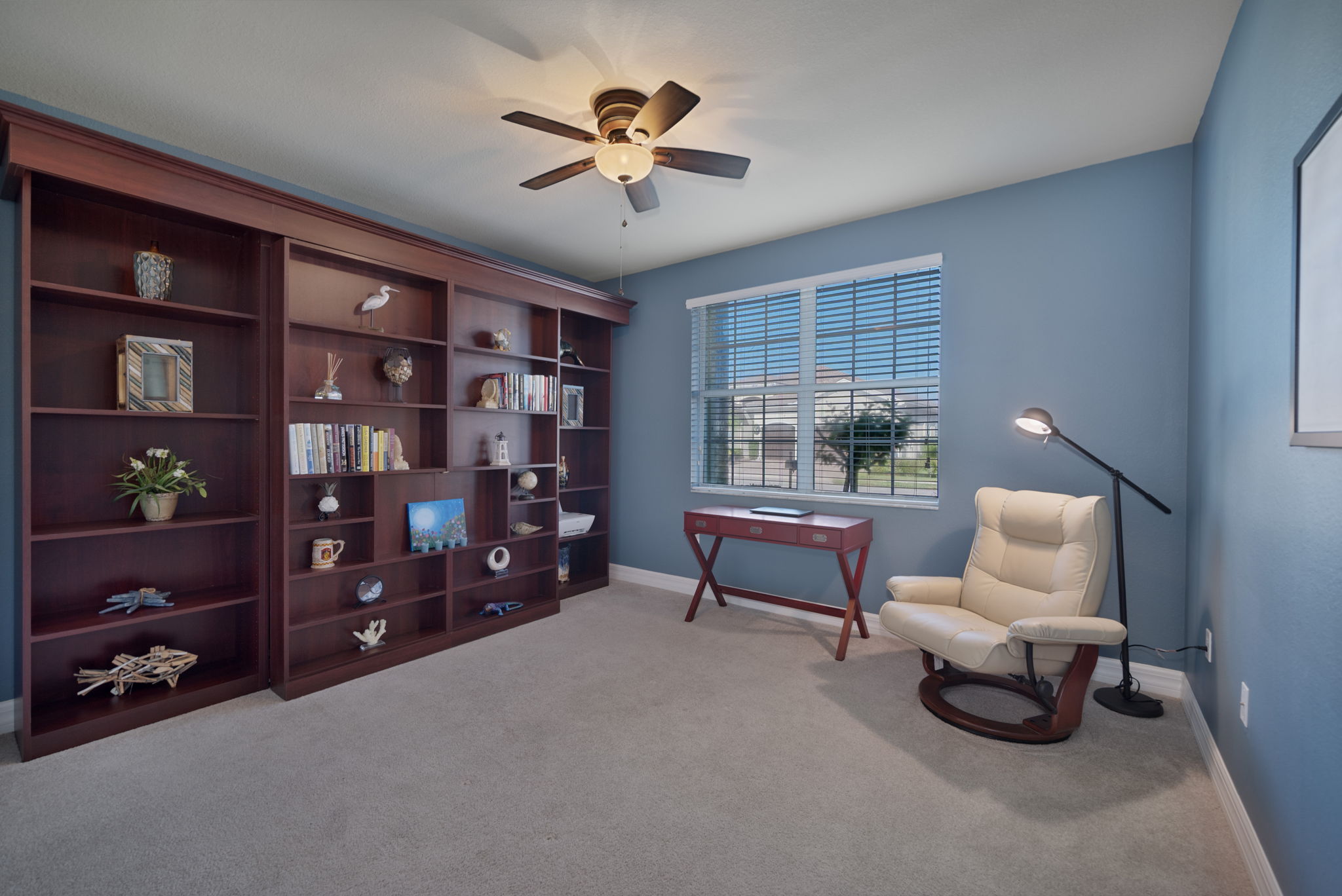 Guest Bed 5 with Murphy bed. Or you can use this room for an office.