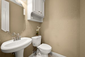  Photo 35