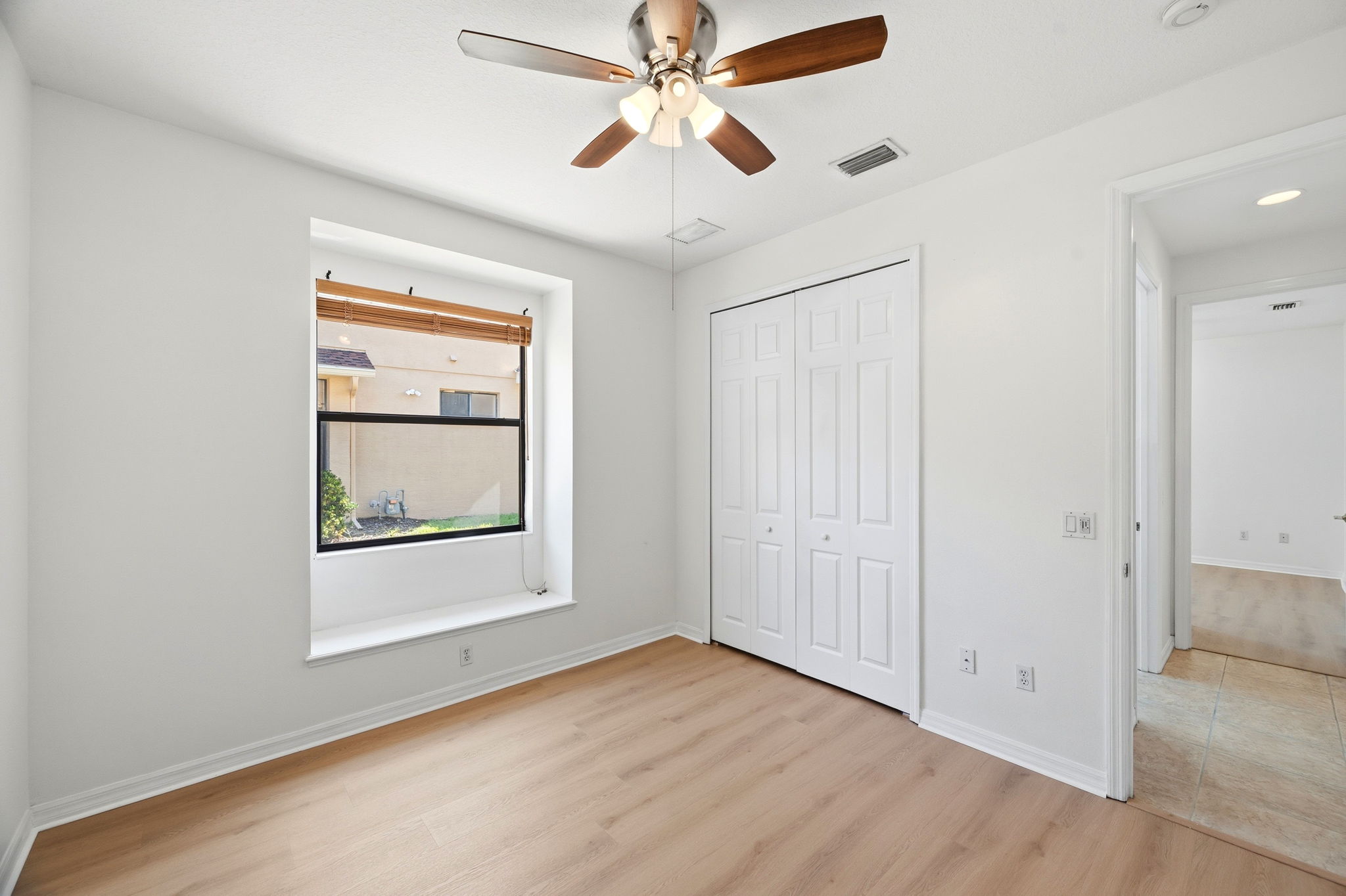 Interiors (51)