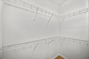 Interiors (34)