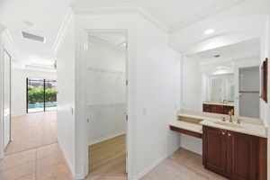 Interiors (35)