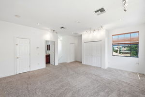 Interiors (59)